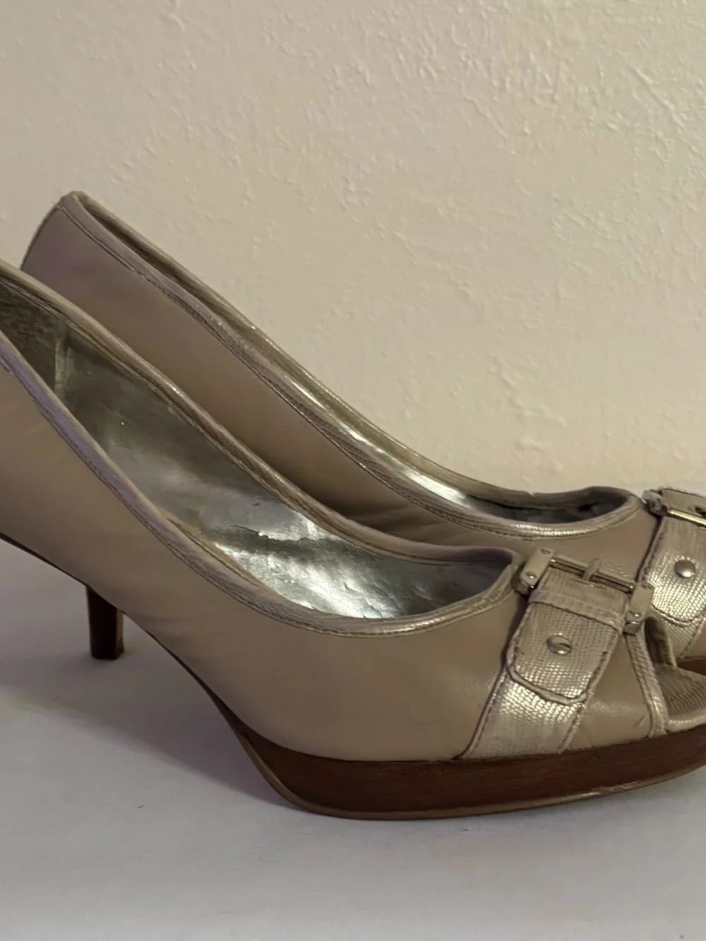 Alfani Pacific Nude Leather Gold-Tone Peep Toe Heel - 9.5
